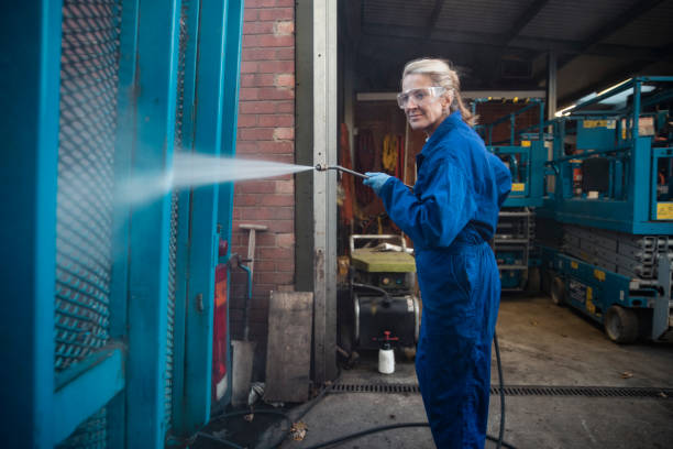 Best Factory Floor Cleaning  in Clinton, MS